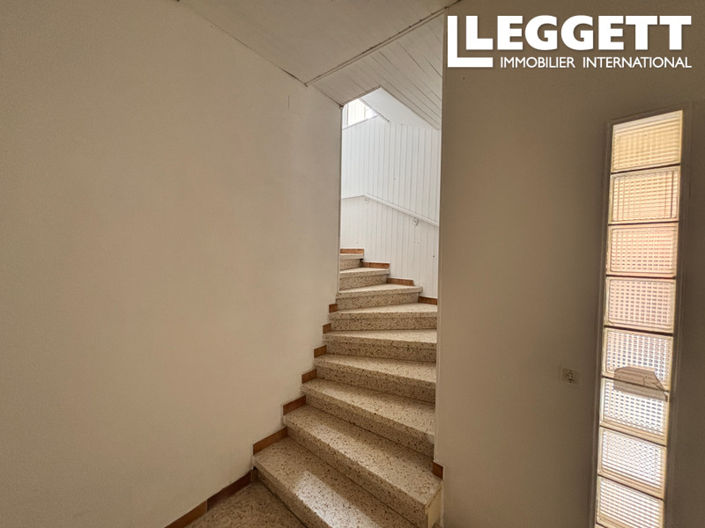 Image No.3-3 Bed House for sale