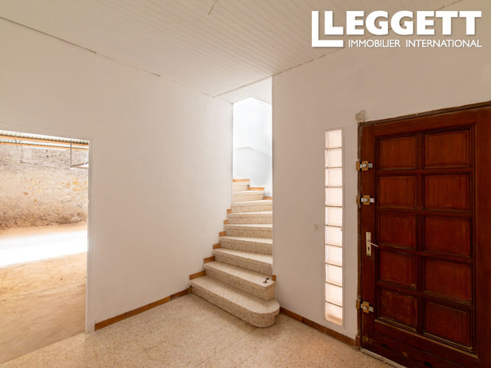 Image No.3-3 Bed House for sale