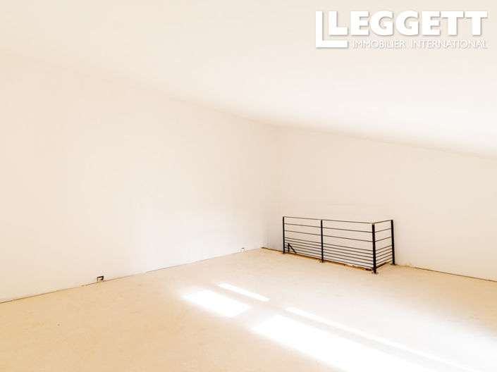 Image No.5-3 Bed House for sale