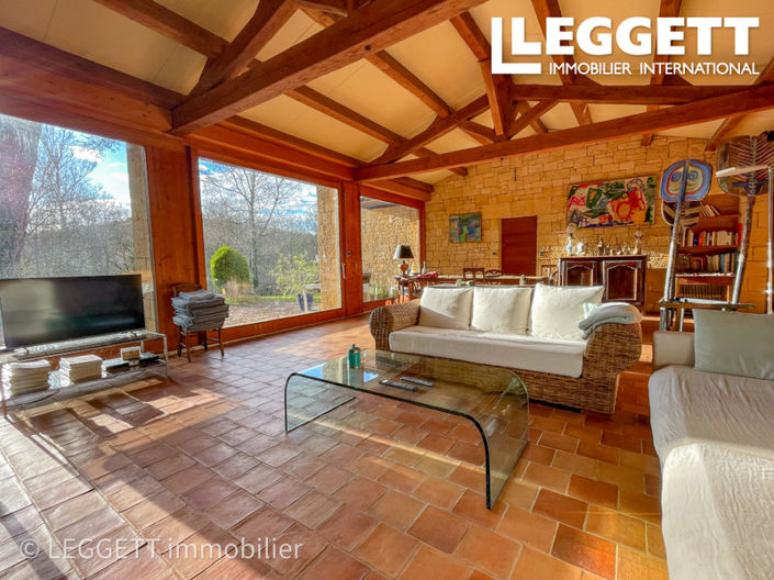 Image No.5-5 Bed House for sale