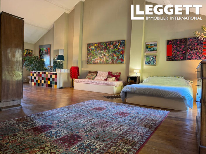 Image No.6-3 Bed House for sale