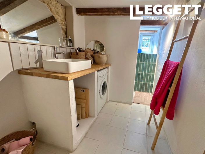 Image No.7-3 Bed House for sale