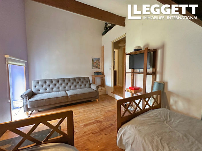 Image No.9-3 Bed House for sale