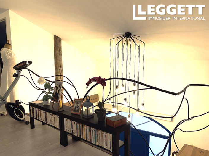 Image No.8-2 Bed House for sale