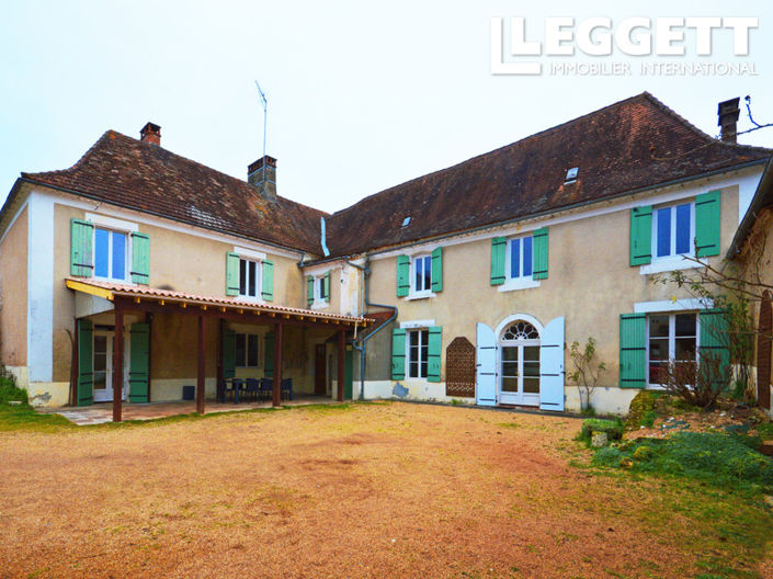 Image No.1-8 Bed House for sale