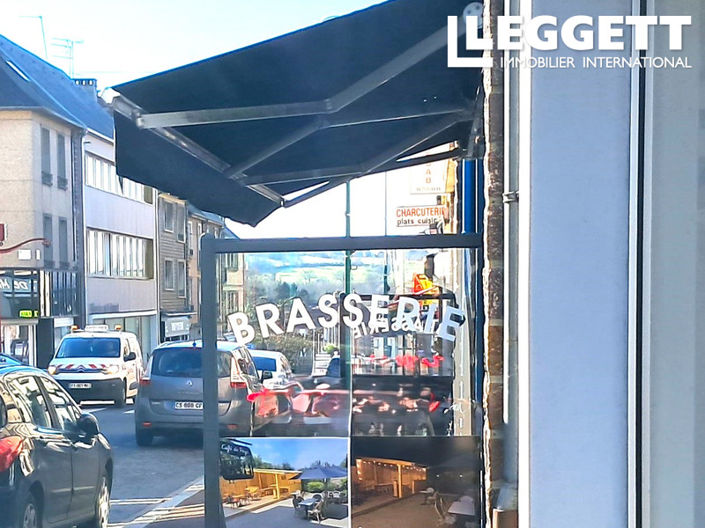 Image No.3-Commercial de 3 chambres à vendre à Manche