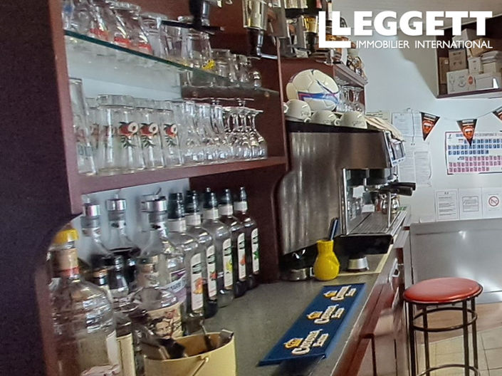 Image No.6-Commercial de 3 chambres à vendre à Manche