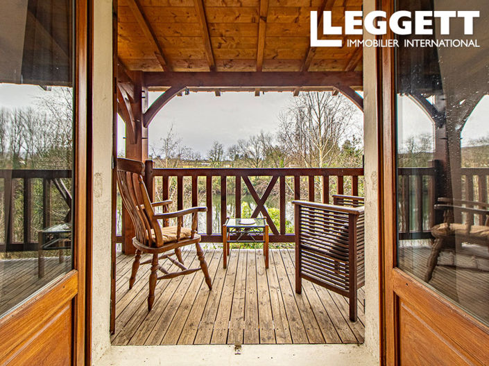 Image No.7-5 Bed House for sale