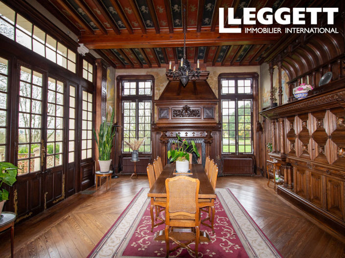 Image No.6-8 Bed Chateaux for sale