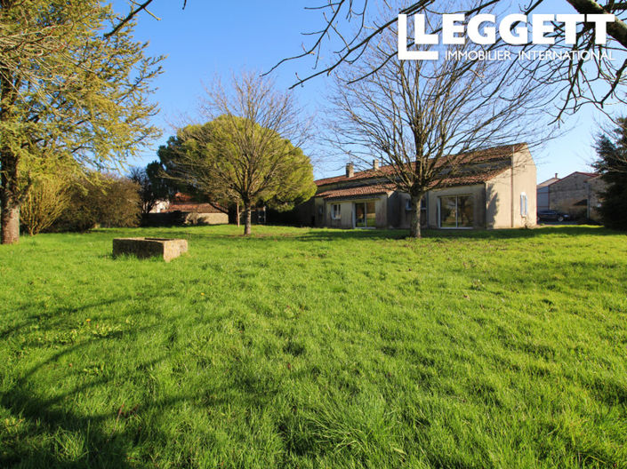 Image No.2-4 Bed House for sale