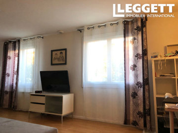 1 - Auch, House