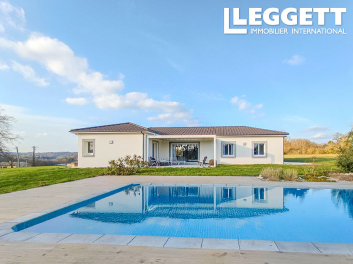 Image No.1-4 Bed House for sale
