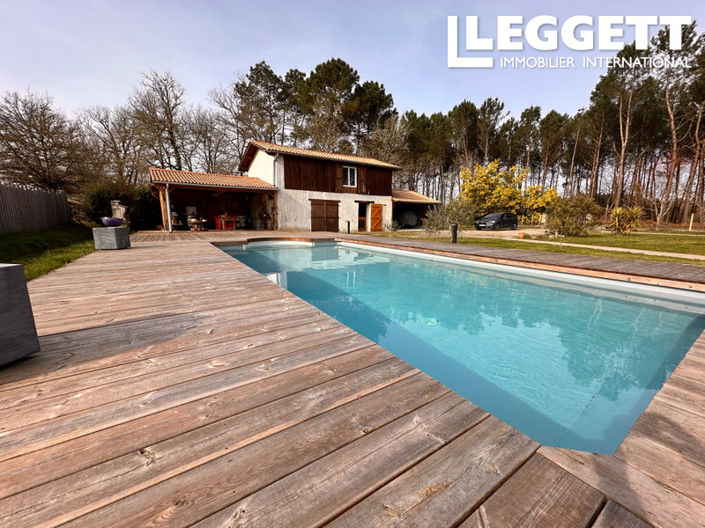 Image No.1-3 Bed House for sale