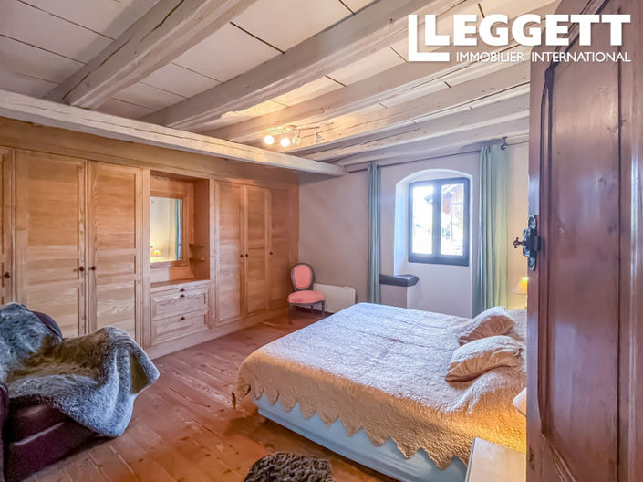 Image No.7-3 Bed House for sale