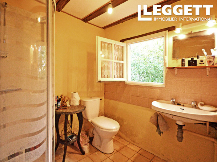 Image No.10-1 Bed House for sale