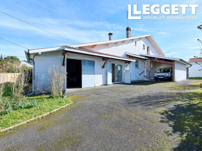 Image No.1-5 Bed House for sale