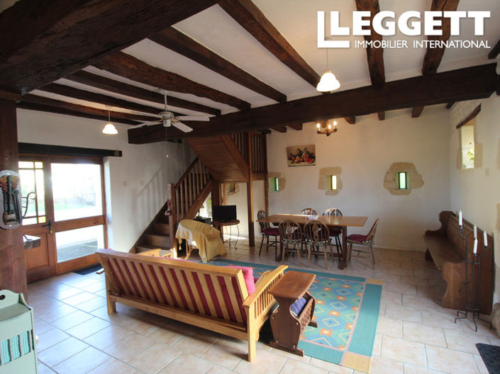 Image No.2-6 Bed House for sale