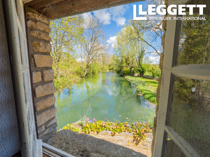 Image No.5-9 Bed House for sale