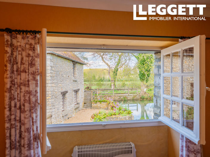 Image No.6-9 Bed House for sale