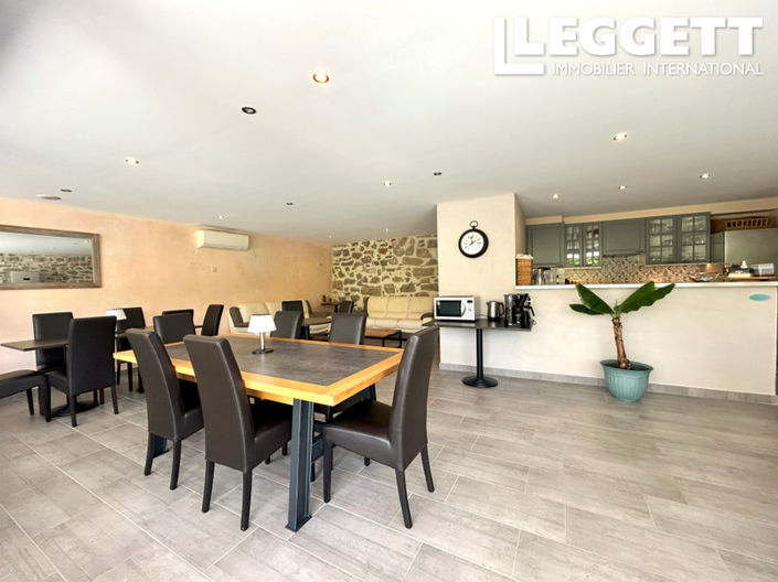 Image No.7-15 Bed House for sale