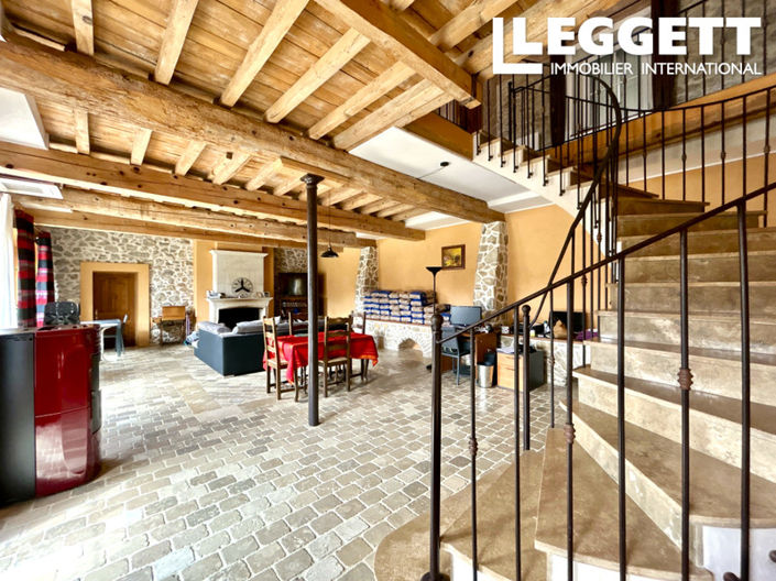 Image No.8-15 Bed House for sale