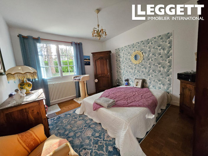 Image No.9-4 Bed House for sale