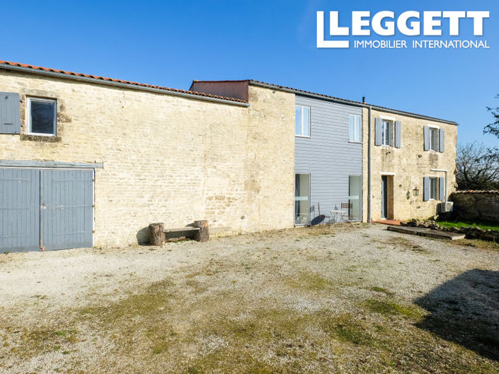Image No.1-Maison de 5 chambres à vendre à Villeneuve-la-Comtesse