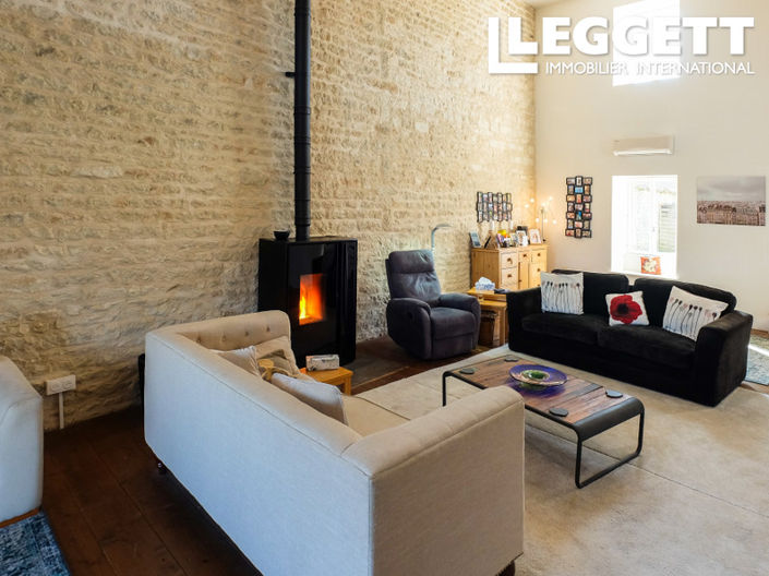 Image No.1-5 Bed House for sale