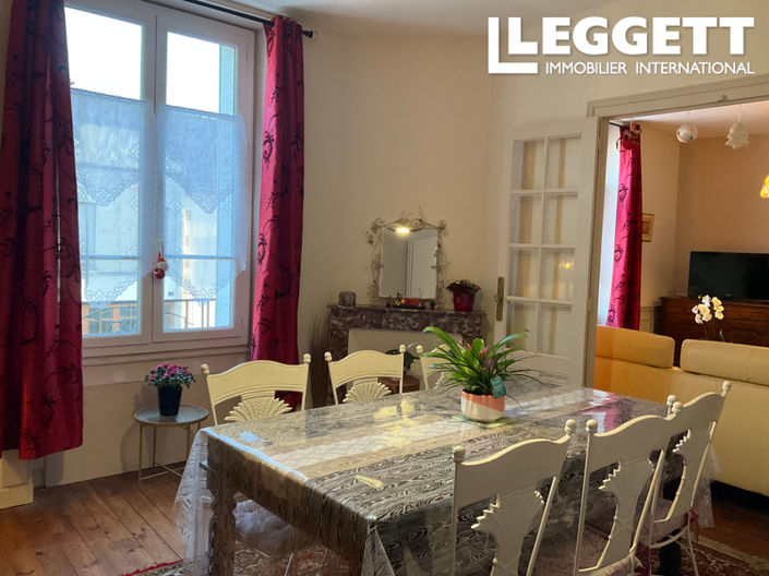 Image No.4-7 Bed House for sale