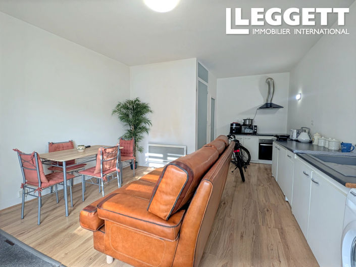 Image No.4-2 Bed House for sale