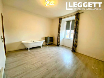 ahr0chm6ly9jzg4uagvzdglhlmltbw8vaw1hz2uvvevom