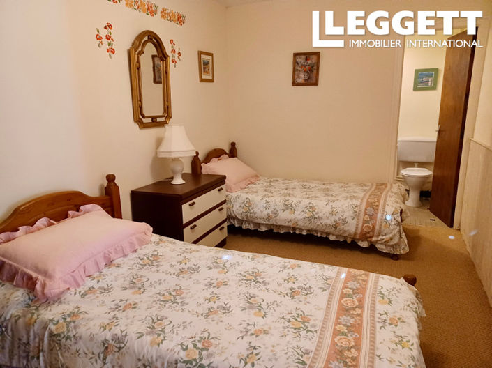 Image No.7-Maison de 8 chambres à vendre à Marzan