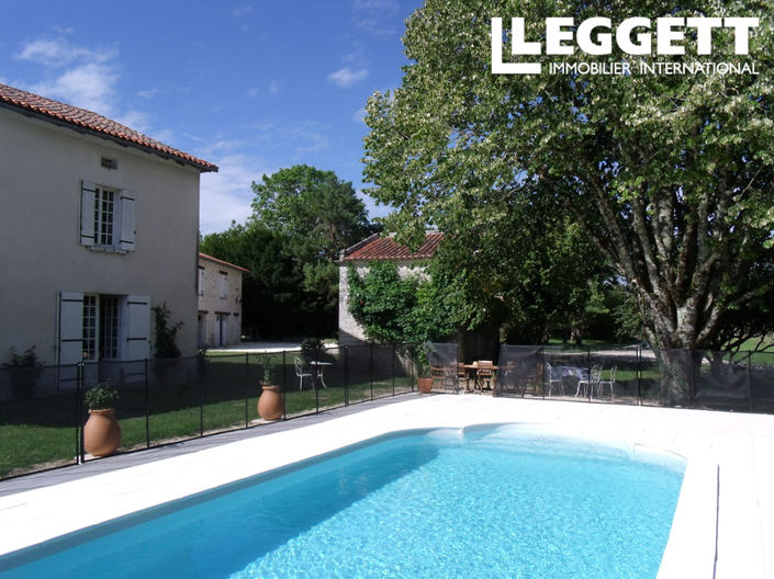 Image No.1-4 Bed House for sale