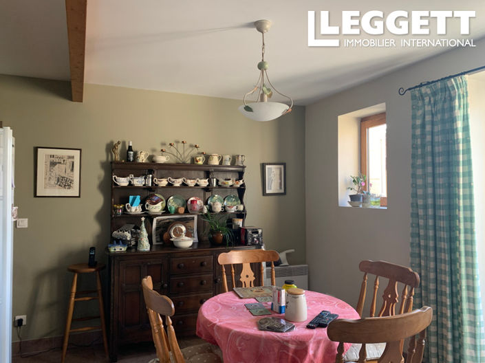 Image No.6-3 Bed House for sale