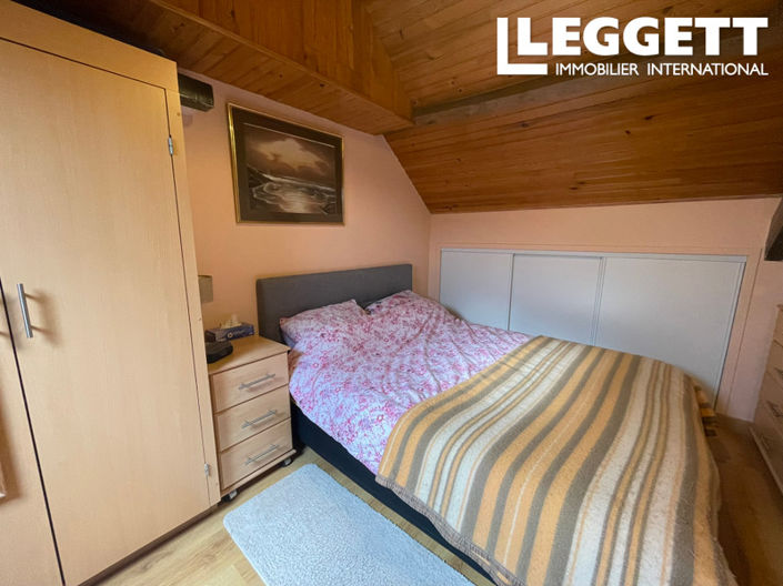 Image No.7-3 Bed House for sale