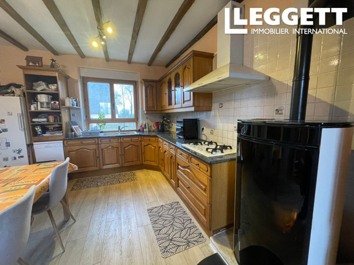 Image No.8-3 Bed House for sale