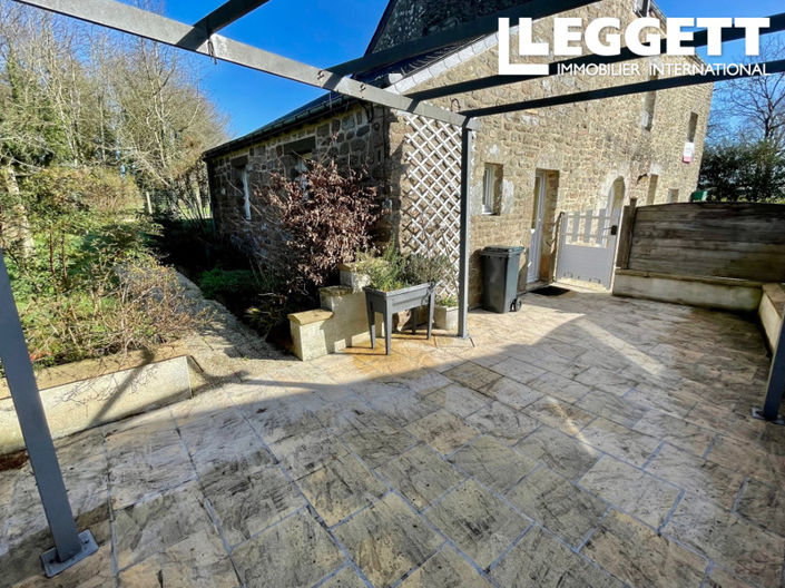 Image No.2-4 Bed House for sale