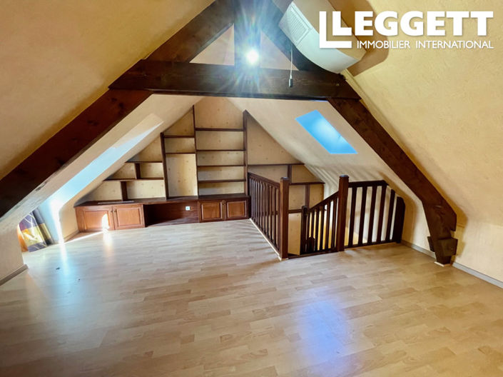 Image No.7-4 Bed House for sale