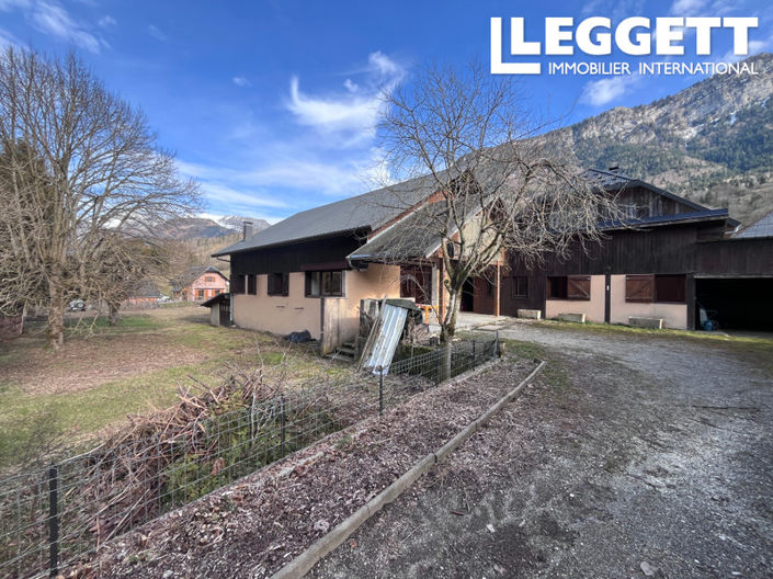 Image No.2-3 Bed House for sale