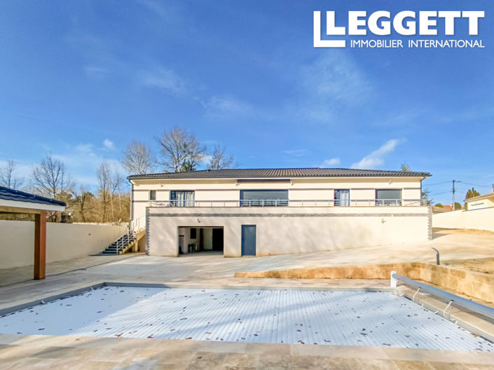 Image No.2-4 Bed House for sale