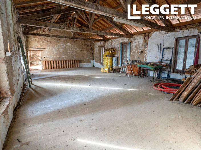 Image No.10-6 Bed House for sale