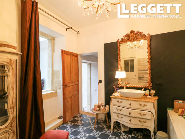 Image No.8-Maison de 5 chambres à vendre à Uzès