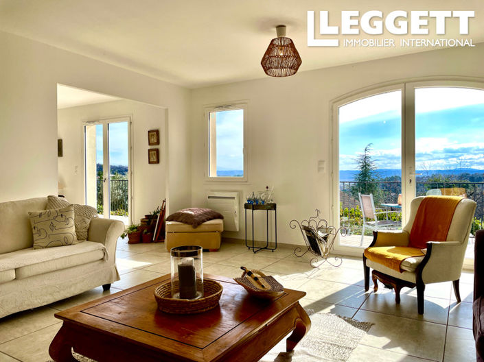 Image No.1-4 Bed House for sale