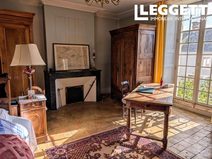 Image No.10-4 Bed House for sale