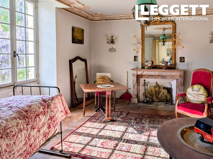 Image No.4-4 Bed House for sale