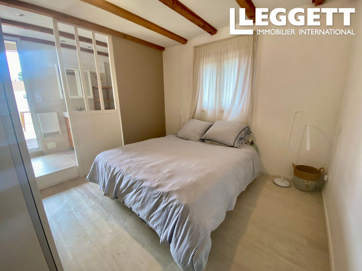 Image No.9-4 Bed House for sale