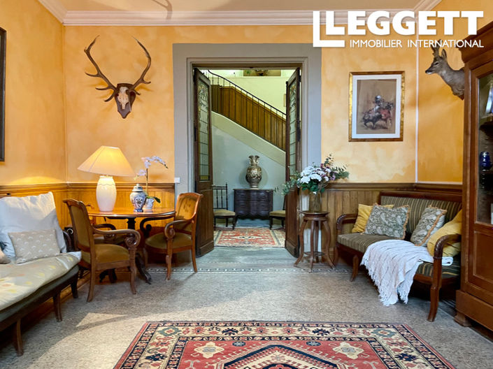 Image No.6-7 Bed House for sale