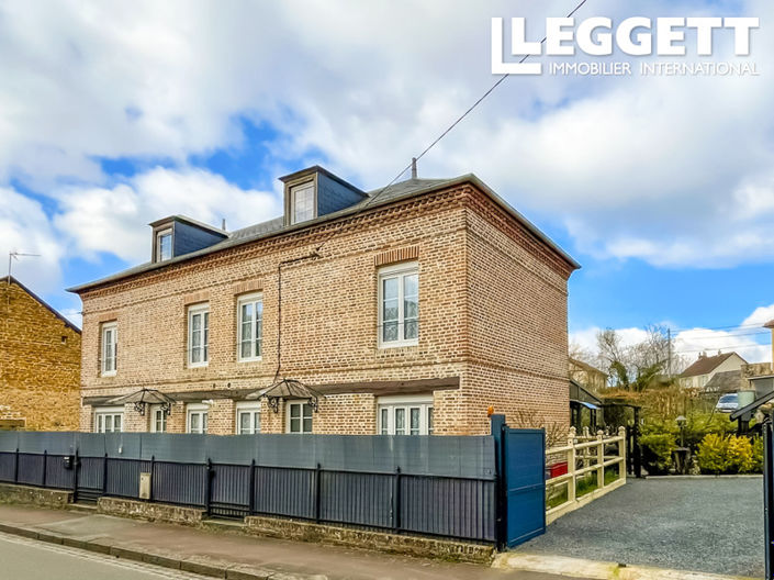 Image No.1-5 Bed House for sale