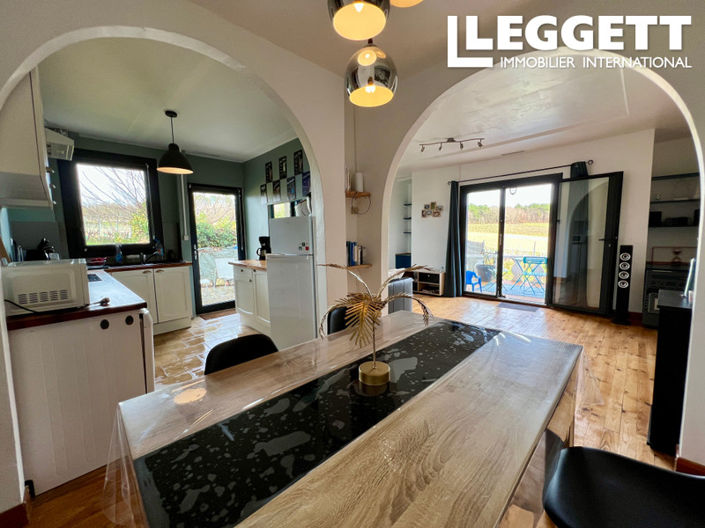 Image No.7-3 Bed House for sale