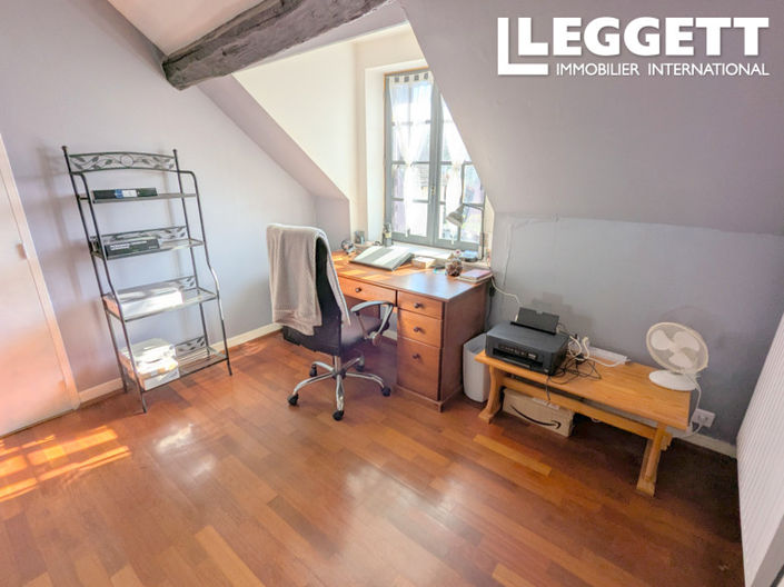 Image No.9-3 Bed House for sale